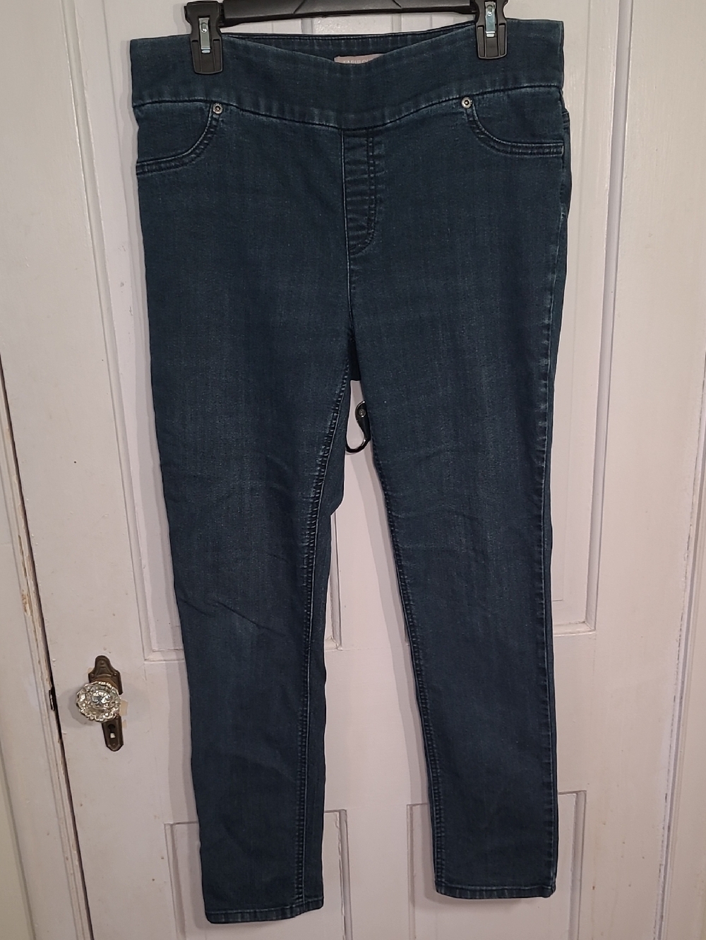 Chico's Women’s Dark Blue Pull-On Stretch Jeans Size 1.5